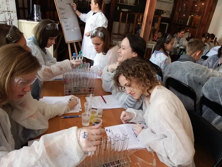Ostrowscy uczniowie na wycieczce (zdjęcia)