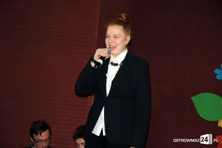 Dzień Kobiet u ostrowskich studentek (zdjęcia)