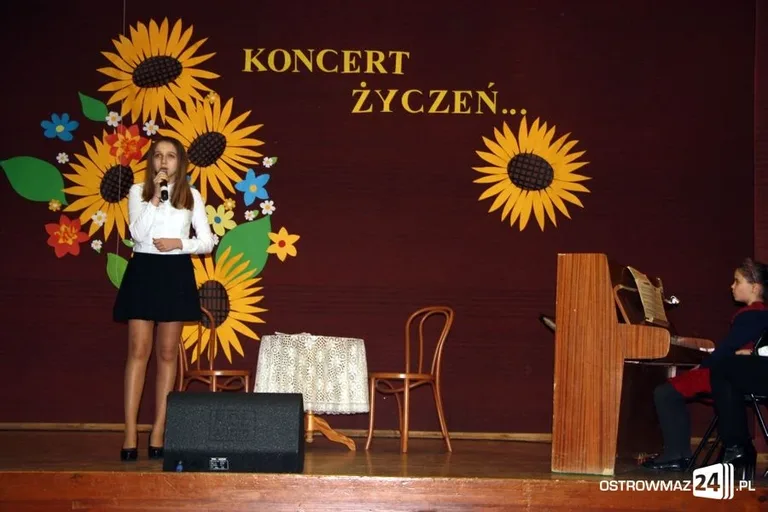 Dzień Kobiet u ostrowskich studentek (zdjęcia)