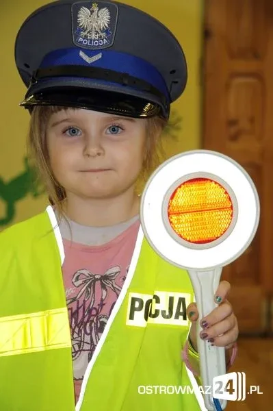 Policjanci z wizytą w Amelce (zdjęcia)