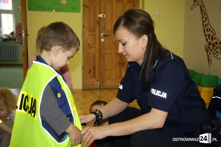Policjanci z wizytą w Amelce (zdjęcia)
