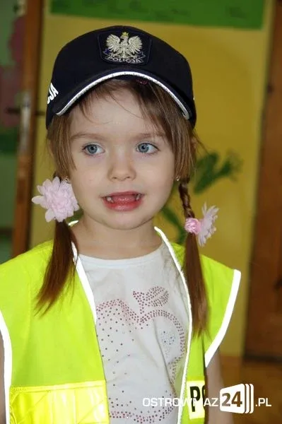 Policjanci z wizytą w Amelce (zdjęcia)