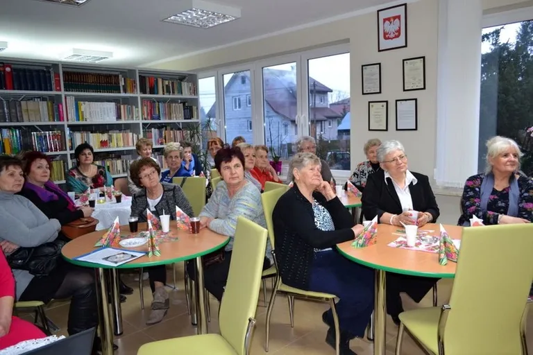 Dzień Kobiet w brokowskiej bibliotece (zdjęcia)