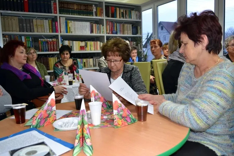 Dzień Kobiet w brokowskiej bibliotece (zdjęcia)