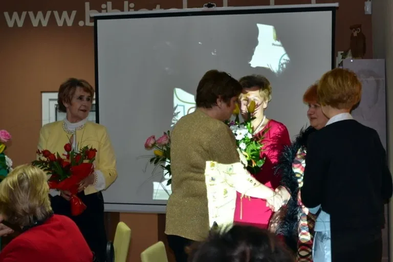Dzień Kobiet w brokowskiej bibliotece (zdjęcia)