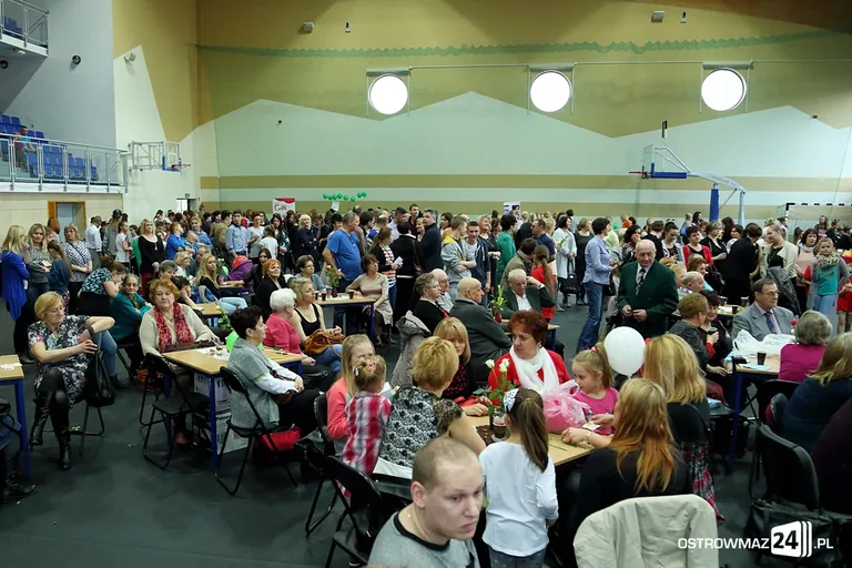Ostrów Mazowiecka jest dla kobiet (zdjęcia, wideo)