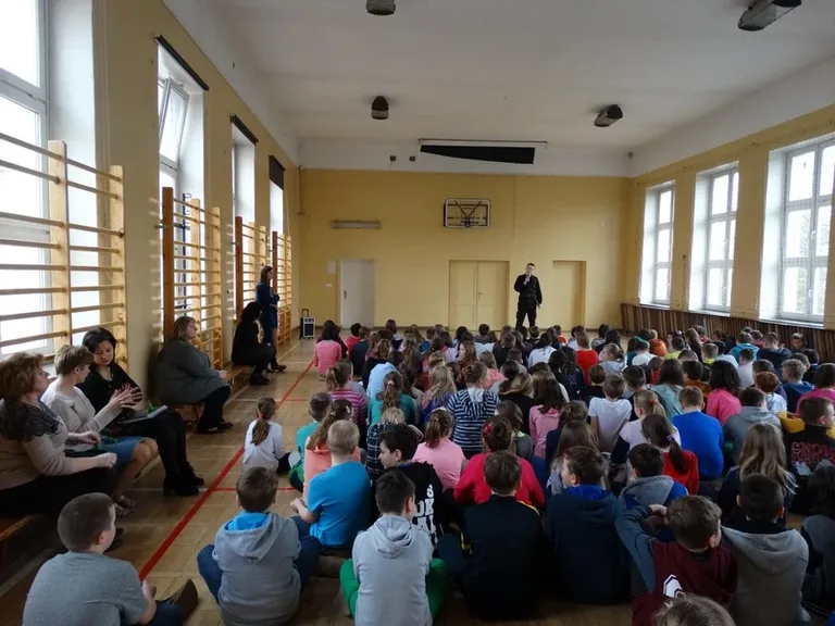 Pogadanka edukacyjna w SP nr 1 (zdjęcia)