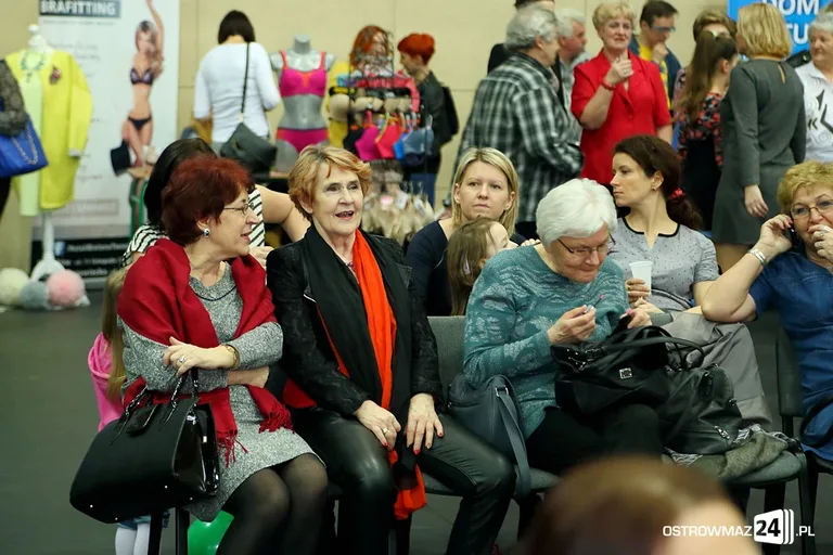 Ostrów Mazowiecka jest dla kobiet (zdjęcia, wideo)