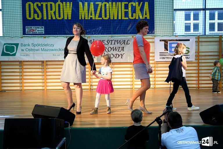 Ostrów Mazowiecka jest dla kobiet (zdjęcia, wideo)