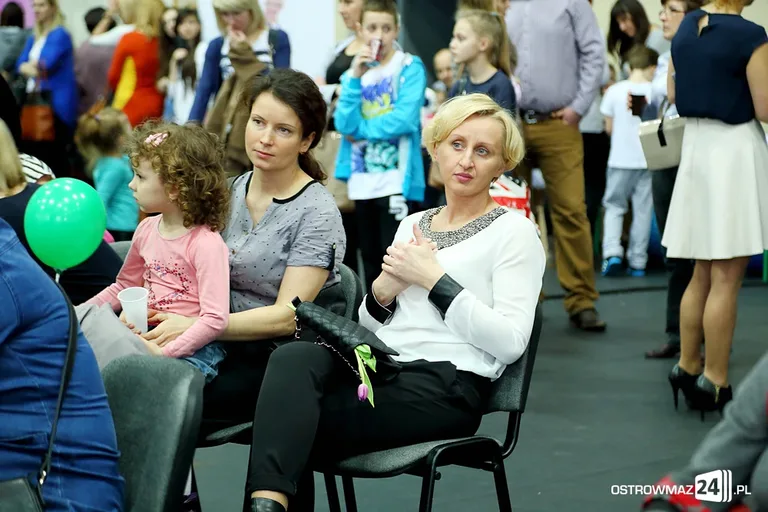 Ostrów Mazowiecka jest dla kobiet (zdjęcia, wideo)