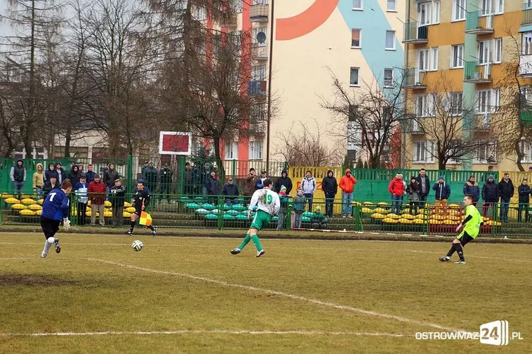 Ostrovia wygrywa i goni czołówkę (zdjęcia)