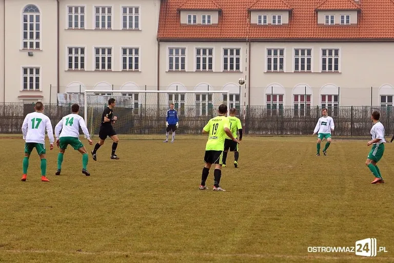 Ostrovia pokonała Mławiankę (zdjęcia)