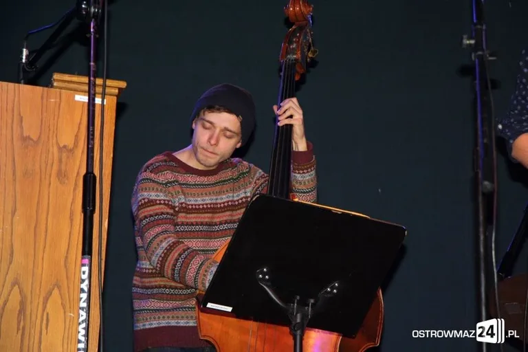 Jazz na deskach kina 'Ostrovia' (zdjęcia, wideo)