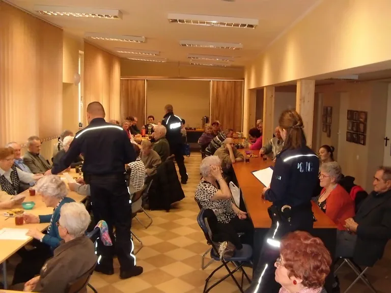 Spotkanie dzielnicowych w klubie seniora (zdjęcia)
