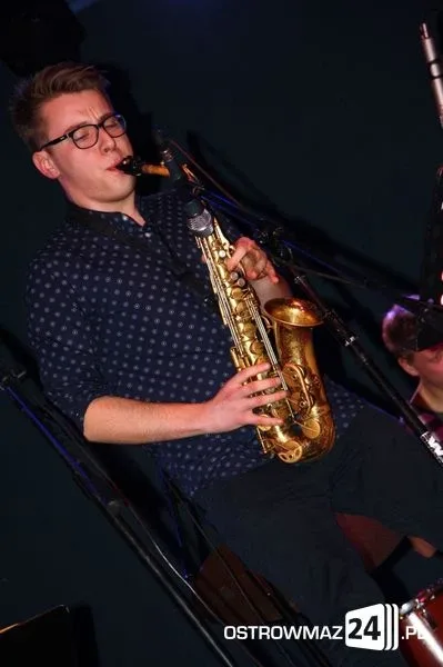 Jazz na deskach kina 'Ostrovia' (zdjęcia, wideo)