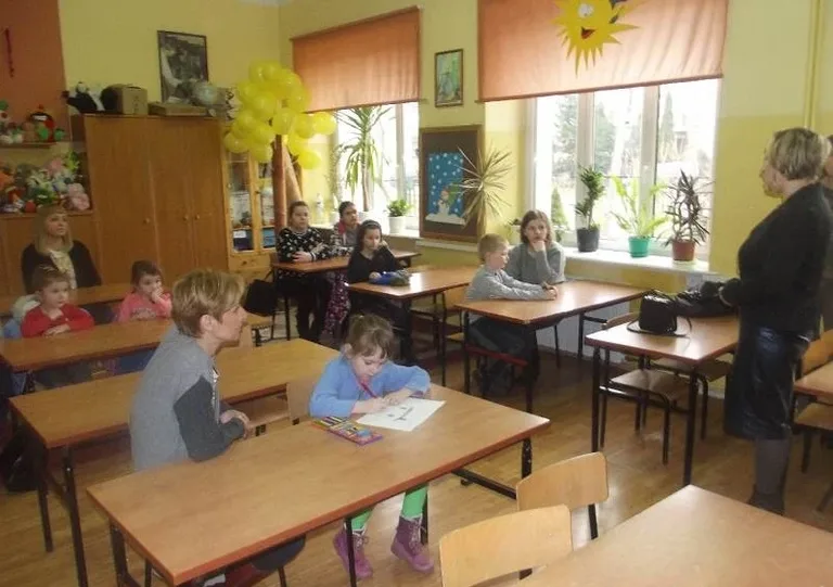 Dzień otwarty w ostrowskiej 'dwójce' (zdjęcia)