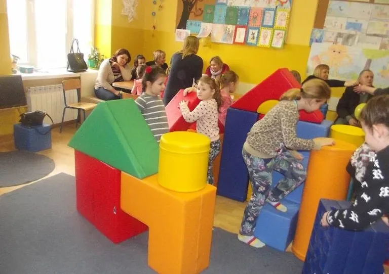 Dzień otwarty w ostrowskiej 'dwójce' (zdjęcia)