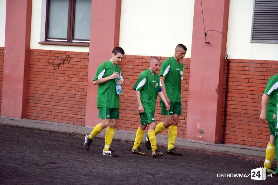 Juniorzy KS Ostrovia pokonali lidera (zdjęcia)