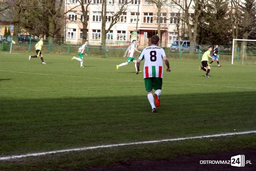 Ostrovia remisuje z outsiderem (zdjęcia, wideo)