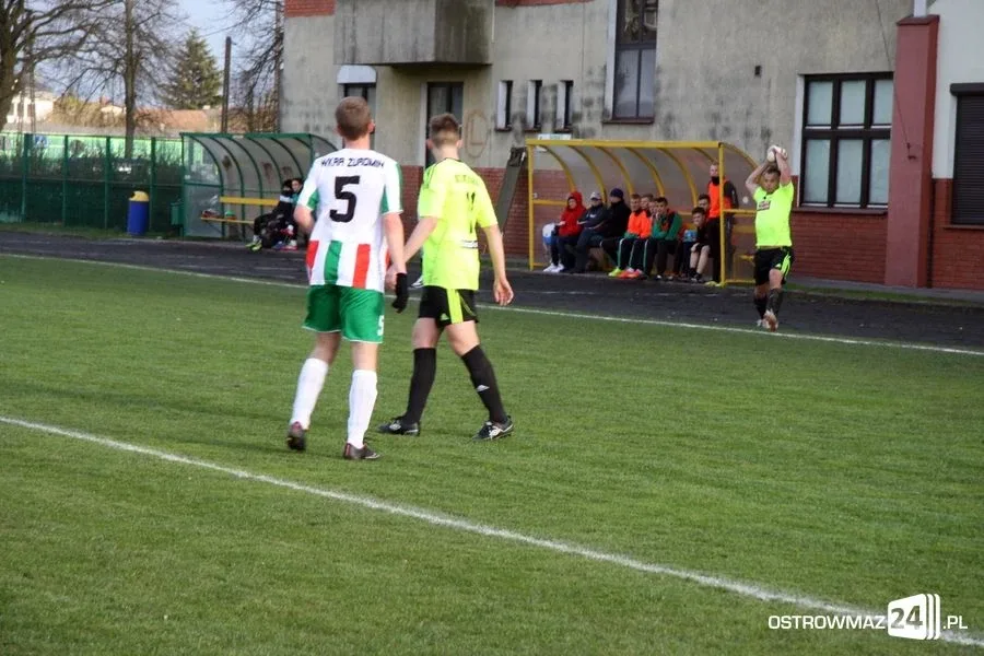 Ostrovia remisuje z outsiderem (zdjęcia, wideo)