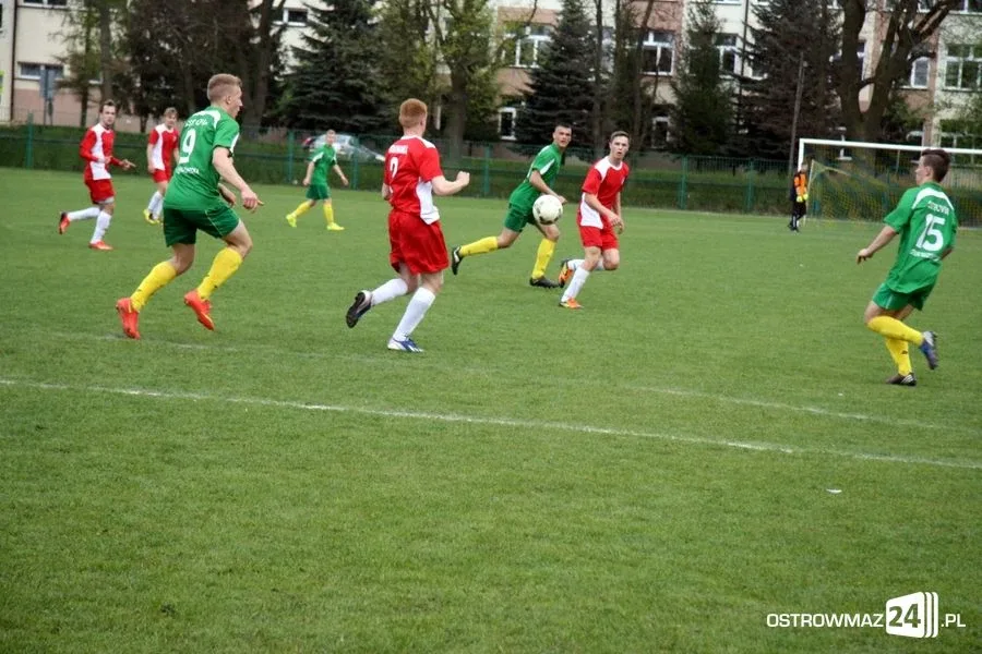 Juniorzy KS Ostrovia pokonali lidera (zdjęcia)