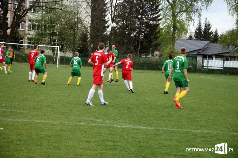 Juniorzy KS Ostrovia pokonali lidera (zdjęcia)