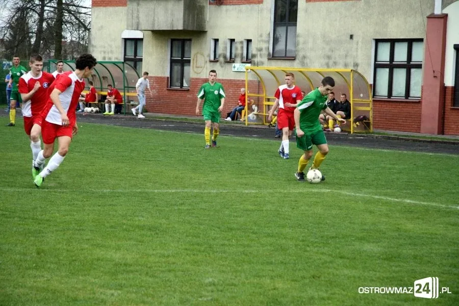 Juniorzy KS Ostrovia pokonali lidera (zdjęcia)