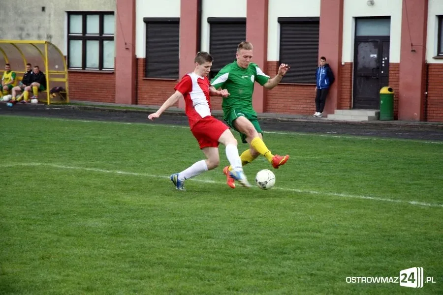Juniorzy KS Ostrovia pokonali lidera (zdjęcia)