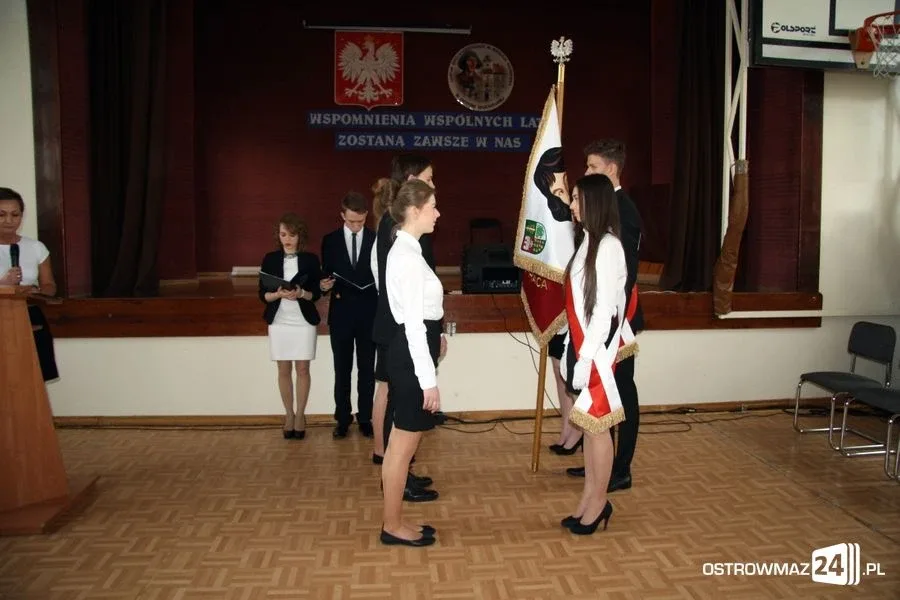 Wczoraj uczniowie, dziś abiturienci (zdjęcia)