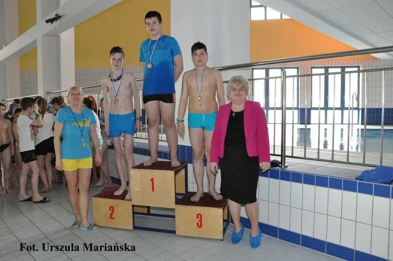 Mistrzostwa SP nr 1 w pływaniu (zdjęcia)
