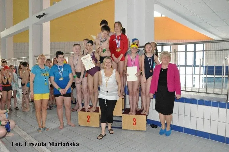 Mistrzostwa SP nr 1 w pływaniu (zdjęcia)