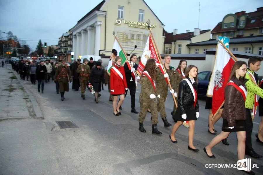 Ostrowianie upamiętnili ofiary zbrodni katyńskiej