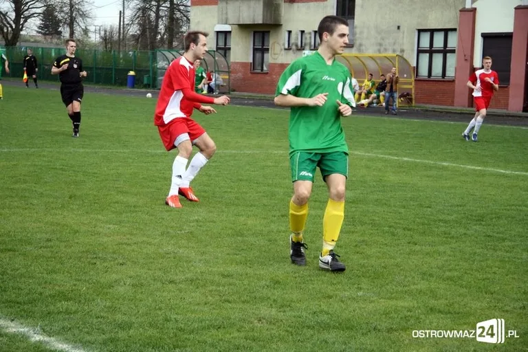 Juniorzy KS Ostrovia pokonali lidera (zdjęcia)