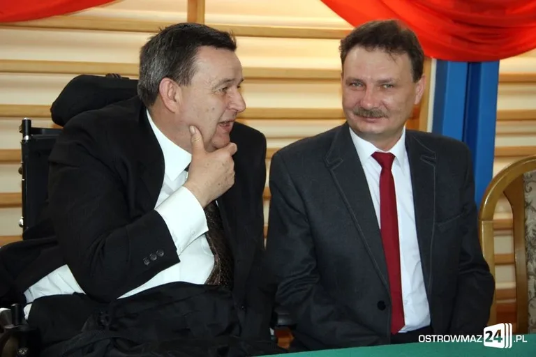 Maturzyści Ekonomika abiturientami (zdjęcia)