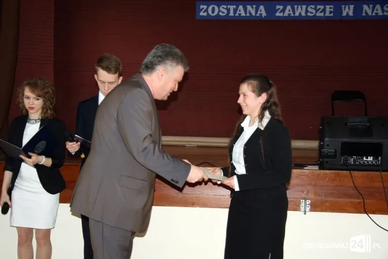 Wczoraj uczniowie, dziś abiturienci (zdjęcia)
