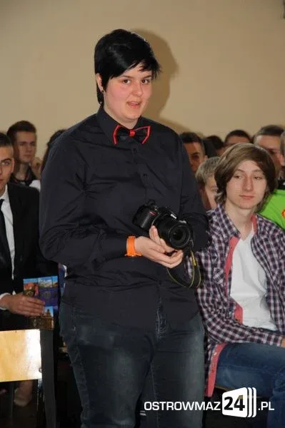 Maturzyści Ekonomika abiturientami (zdjęcia)