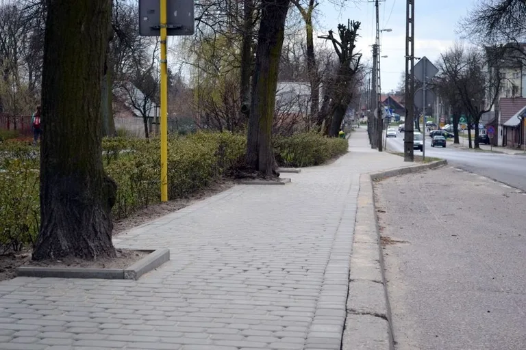 Nowy chodnik przy ul. 3 Maja (zdjęcia)
