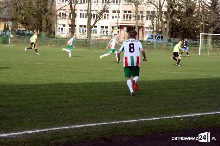 Ostrovia remisuje z outsiderem (zdjęcia, wideo)