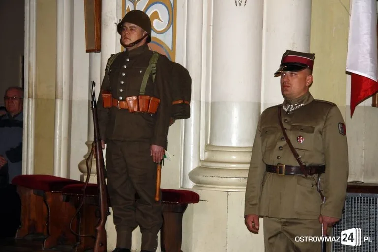 Ostrowianie upamiętnili ofiary zbrodni katyńskiej