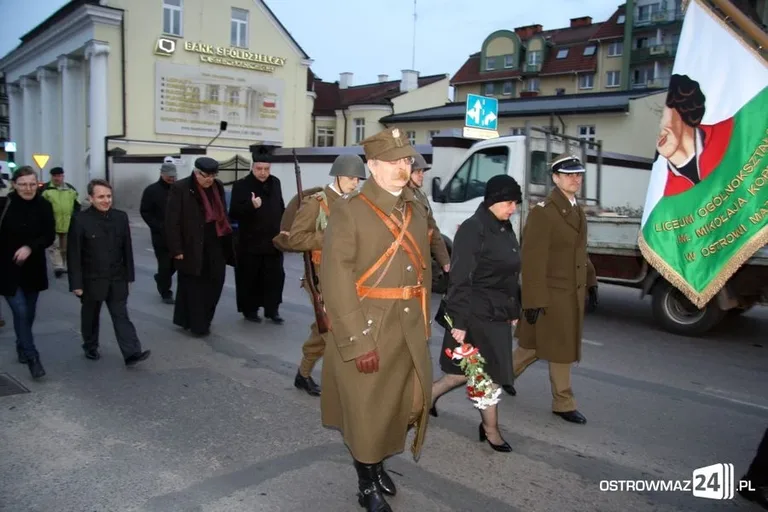 Ostrowianie upamiętnili ofiary zbrodni katyńskiej
