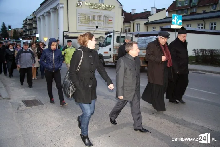 Ostrowianie upamiętnili ofiary zbrodni katyńskiej