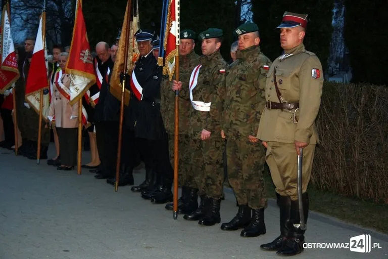 Ostrowianie upamiętnili ofiary zbrodni katyńskiej