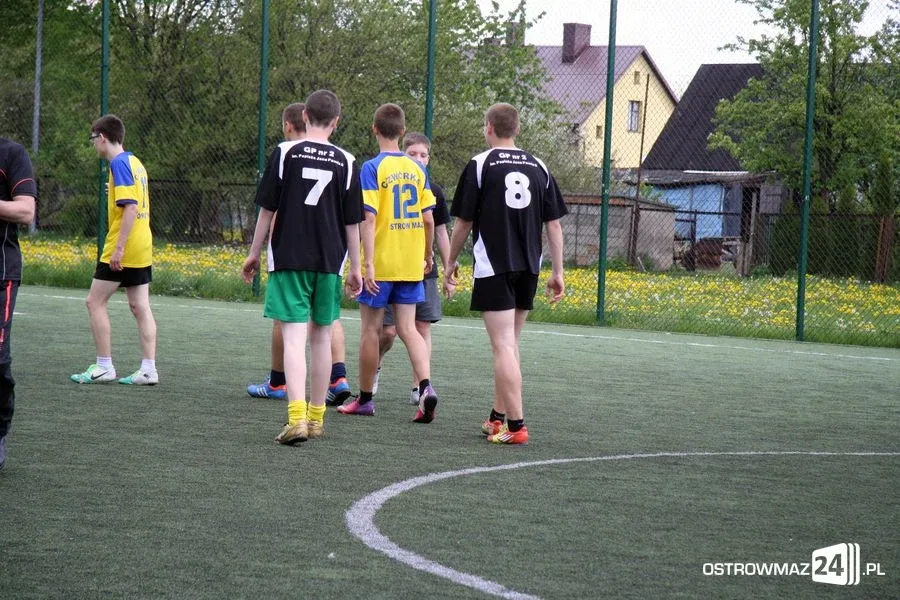 SP nr 3 i GP nr 3 liderami w piłce nożnej (zdjęcia)