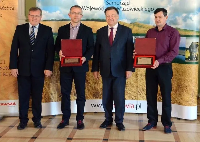 Mieszkańcy Ostrowi Maz. z Laurem Marszałka
