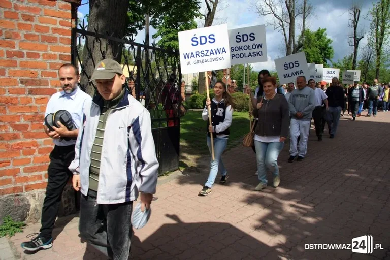 Turniej tenisa stołowego ŚDS (zdjęcia)