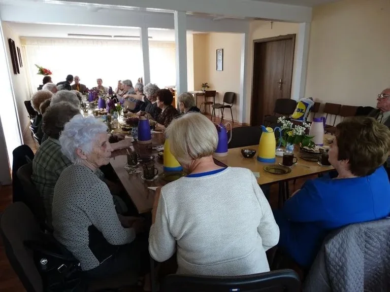 Mundurowi spotkali się z seniorami (zdjęcia)