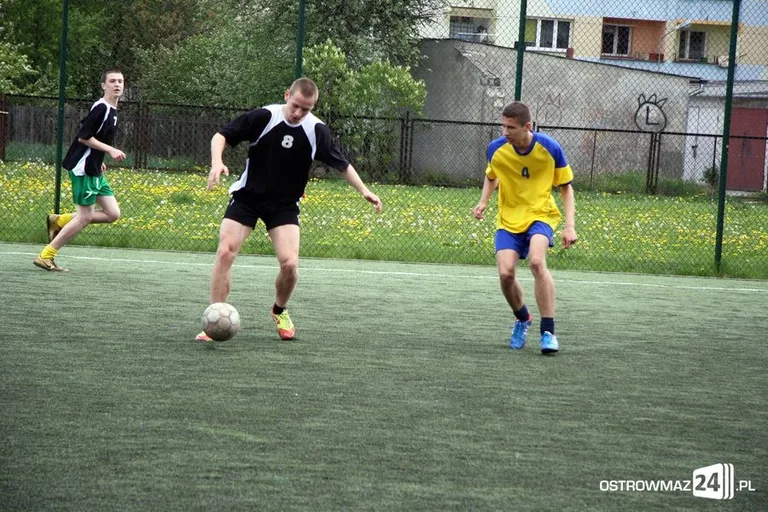 SP nr 3 i GP nr 3 liderami w piłce nożnej (zdjęcia)