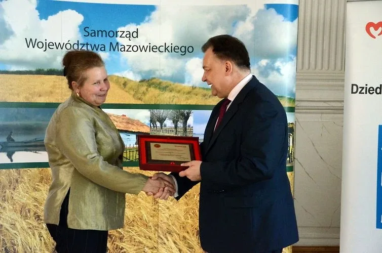 Mieszkańcy Ostrowi Maz. z Laurem Marszałka