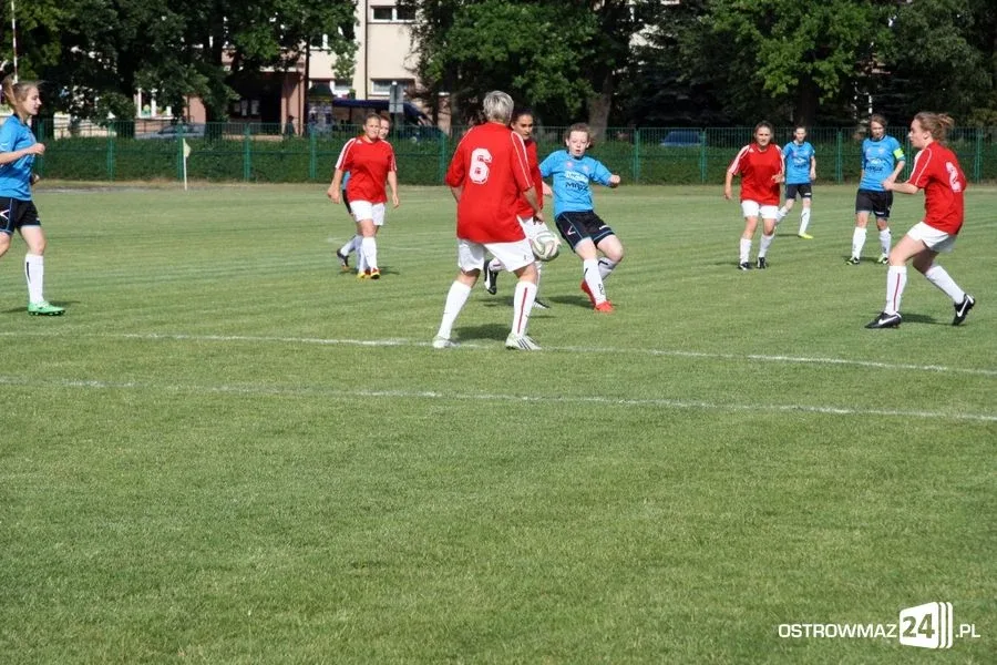 Piłkarki Ostrovii szlifują formę (zdjęcia, wideo)