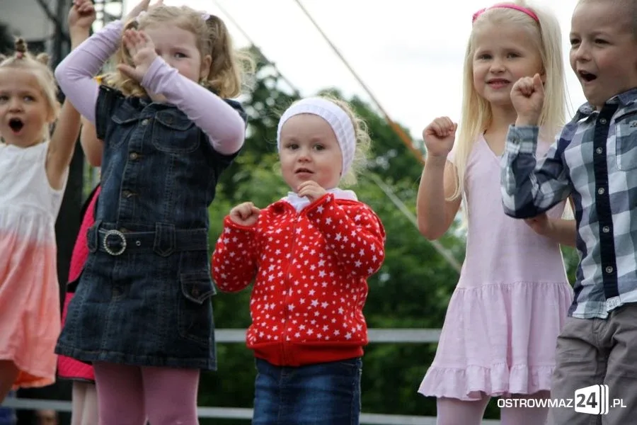 Pokazy sportowe i taneczne (zdjęcia, wideo)